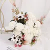 Dekorativa blommor konstgjorda siden rose daisy dahlia hortangea gren brud bröllop bouquet centerpieces blommor arrangemang diy heminredning