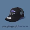 Senaste gröna bollmössor med modedesigners Hat Fashion Trucker Cap High Quality Baseball Cap Embroider