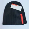 Godkvalitet vinterdesign män kvinnor beanie man hat casual stickade hattar mens sport mössa svart grå hög kvalitet skalle möss h5-8.11