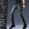 Jeans masculino masculino de bordados de bordados masculinos de bordados de bordado kirin bordado Ultra Fin Fine Ponts elásticas calças jeans masculinas Z230814