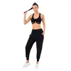 Aktiva uppsättningar Yoga Set Woman Gym Women Fitness Sportwear Sports Workout Clothes for Bra Pants stockfast med PAD