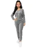 Kvinnor Tracksuits Autumn Winter Velvet Two Piece Set Outfits Clothes Zip Hooded Top Long Pants Passar Female Velor Tracksuit Fashion 230810