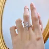 Pierścienie klastra 2023 Woda w kształcie gruszki upuszcza korona 6 9 Diamentowy pierścionek damski Moda prosta i wszechstronna