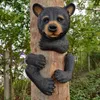 Декоративные предметы статуэтки продают черные медвежьи деревья Обнимайте открытые смола