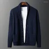 Herrtröjor Spring Autumn 2023 Fashion Business Casual V-ringning Stickad Cardigan Male Korean Solid Color Sweater Jacket Rockar C55