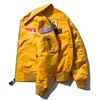 メンズジャケット春秋の男性ジャケット薄いアーミーグリーンオートバイMA-1パイロットエアメンズボンバージャケット刺繍ラペルオールマッチ230810