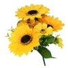 Fleurs décoratives 5 PCS Fleur artificielle Salle de tournesol décor de salle de fête 3 tailles Bouquet de mariée de mariage Home Decoration Decoration Ornements