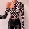 Women's T-skjortor T-shirt långärmad axelbandslös oregelbunden zebra tryck topp 2023 vårprodukt kort y2k tees streetwear flickor