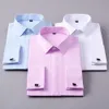 Camisas masculinas Camisas de vestido francês clássico masculino Camisa de vestido sólido coberta de placada formal Business Fit de manga longa Trabalho de escritório camisetas brancas 230811