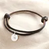 Braccialetti Charm Nome in pelle regolabile personalizzato e Nome lettera personalizzato per le donne uomini