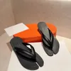 Maison di qualità specchio Margiela tabi Flip piatti Flops Designer Sandalo Black Casual Scarpe Casualmente Sicchia Mano Piscina Womans Slide Sandals Sandals Bianco Outdoors Slinders