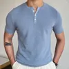 メンズTシャツクラシックストライプニットポロメンファッションOネックボタントップカジュアルソリッドメンズシャツ高品質