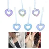 Colliers pendants Collier de coeur creux de la chaîne de tempérament douce Colore Bijoux de cou paillettes colorées Gift pour les femmes