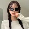 Czarny dla kobiet z wysokiej klasy okularami dekoracyjnymi Koreańska wersja Trendy Street Photo Box Okulary przeciwsłoneczne