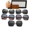 Designer solglasögon för kvinnliga glasögon uv skydd mode 600 solglasögon bokstav casual de soleil glasögon mycket bra med låda