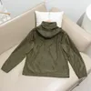 Die neueste 2023 Herrenjacke Mode Halb -Reißverschluss -Placket -Design US Size Windbreaker Top Brand Luxus Designerjacke