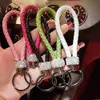 Keychains Lanyards Rhinestone Pu leer Gevlochten touw Keychain geweven sleutelhanger voor vrouwelijke mannen klassieke auto sleutelhouder accessoires cadeau souvenir