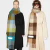 Lüks Eşarp Tasarımcı Kadınlar Moda Avrupa En Son Sonbahar ve Kış Çok Renkli Kalınlaştırılmış Ekose Kadın Eşarp AC Uzatılmış Ekose Salcı Çift Sıcak Eşarp