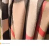 Echarpe Écharpe 223 Nouveau Top Femmes Homme Designer Écharpe Marque De Mode 1% Foulards En Cachemire pour L'hiver Femmes Et Hommes Longues Wraps Taille s