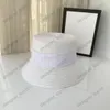 2023SS Nowy projektant słomy kapelusz luksus dżentelmen czapek szerokie brzegi czapki wiadra czapki męskie i damskie kapelusz słoneczny