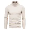 Suéteres para hombres suéter de color tortuga de otoño e invierno suéter de color sólido suéter delgada camisa de fondo de fondo 230811