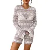 Traídos de crochet Xingqing para mujeres para mujeres Aesthetic Hollow Out Tops de manga larga y pantalones cortos de cintura altas