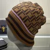 18 styl projektant mody Hat Winter Designers Salia Salif ciepłe męskie czapki litery Stripe F czapka czapka Kobiet Knitte Hats Bonnet Luxe