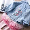 Jackets Baby Girl Fashion Bordery Flores de jeans de jeans de jeans garotos da primavera de outono crianças roupas de casacos R230812