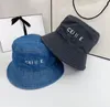 Luxury Cel Designer Bucket Bucket Couleur Couleur Ball Cap Femme Men de Brim Brim Classic Brand LETTRES IMPRESSIONS DE DENIM de haute qualité