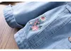 Jackets Baby Girl Fashion Bordery Flores de jeans de jeans de jeans garotos da primavera de outono crianças roupas de casacos R230812