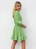 Abiti casual Fruffi verdi vintage Mini abiti da donna elegante collare quadrato in forma e bagliore di cotone alto 2023