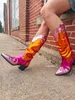 Boots Bonjomarisa Cowboy для женщин смешанный цветной металлический шик Sliver Western Block Hel Slip на 2023 году Осенняя зимняя обувь 230812