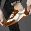 Chaussures habillées chaussures décontractées en cuir mocassins hommes grand taille 38-46 Lacet Up Mens Sneakers respirant des chaussures de marche mâles concepteurs entraîneurs faits à la main 230811