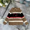 Projektant Baby Pullover Kids Multi Color Stripe Design Sweter z kapturem Rozmiar 100-160 cm Wysokiej jakości dzianin z długim rękawem