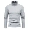 Suéteres para hombres suéter de color tortuga de otoño e invierno suéter de color sólido suéter delgada camisa de fondo de fondo 230811