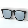 Nieuwe mode 2023 Gepolariseerde lensclip lichtgewicht licht voor mannen en dames zonnebrillen