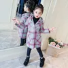 Jackets Kinderjacken für Mädchen Windbreaker Winter Plaid Overtock -Kapuzenparka -Jacke Dicke Wollmantel Kinder Kleidung Oberbekleidung R230812