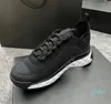 2023 Runner Velvet Calfskin Casual Sneakers Women Paris Paris Bluckle Burek Sports Buty sportowe