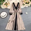 Abiti casual 2023 Spring Autumn Women Women Sexy V-Neck Long Bandage Bandage Slim Dress Abito Elegante Retro Retry Party