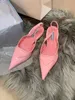 Üçgen fırçalanmış sandalet alçak topuk kadın topuk romantik zarif bayan ayakkabılar slingback pompalar pointe toe lüks tasarımcı siyah beyaz pembe patent deri 35-41Box