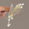 Fleur Butfly Clip Coils Clips Wome Rignestones Perle Hair Claws Girls Elegance Vintage Headress Hair Accessoires