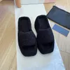 Damen Herren Balenciga Slipper Modeplattform Fellrutschen Tazz Flauschige Sandale berühmte Designerin Frau Schuh Slipper Fuzzy Teddybär Sandale Winterhouse Wolle Wolle Rutsche