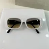 Lee Sany Okulary przeciwsłoneczne Womans Prostokątne okulary Glitter Sunglasses