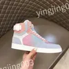 New Hot Luxurys Designer Flat Sneaker Trainer أحذية عارضة أحذية قماش بيضاء منصة أزياء منصة أزياء رجال أحذية رياضية منخفضة 35-44 RD0901