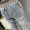 Erkek pantolon markası erkek kot pantolon ince fit sıska denim tasarımcısı elastik düz streç pantolon 230812