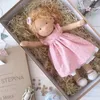 Dockor 30 cm En Waldorf Doll kallas också Steiner Handmade Kawaii Children's Christmas Gift -artiklar Boxade 230811