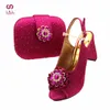 Chaussures habillées Couleur magenta Arrivations spéciales Chaussures et sacs de sacs africains Talons confortables avec cristal brillant pour le mariage 230811