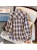 Kvinnor BLOUSES Women Plaid Shirt Korean Style Harajuku Vintage Fashion Elegant Long Sleeve Polo-Neck Y2K Top kläder 2023