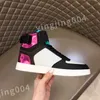 2023 Nya topp lyxiga casual skor designer låg löpare blå för män kvinnor ett verktyg trippel svart vit fantom sko män tränare sneakers rd0901