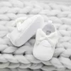 أول مشاة ولدت طفلة أحذية الفراشة عقدة الزهور الرضيع طفل القطن لينة غير قشّب 018moths 230812